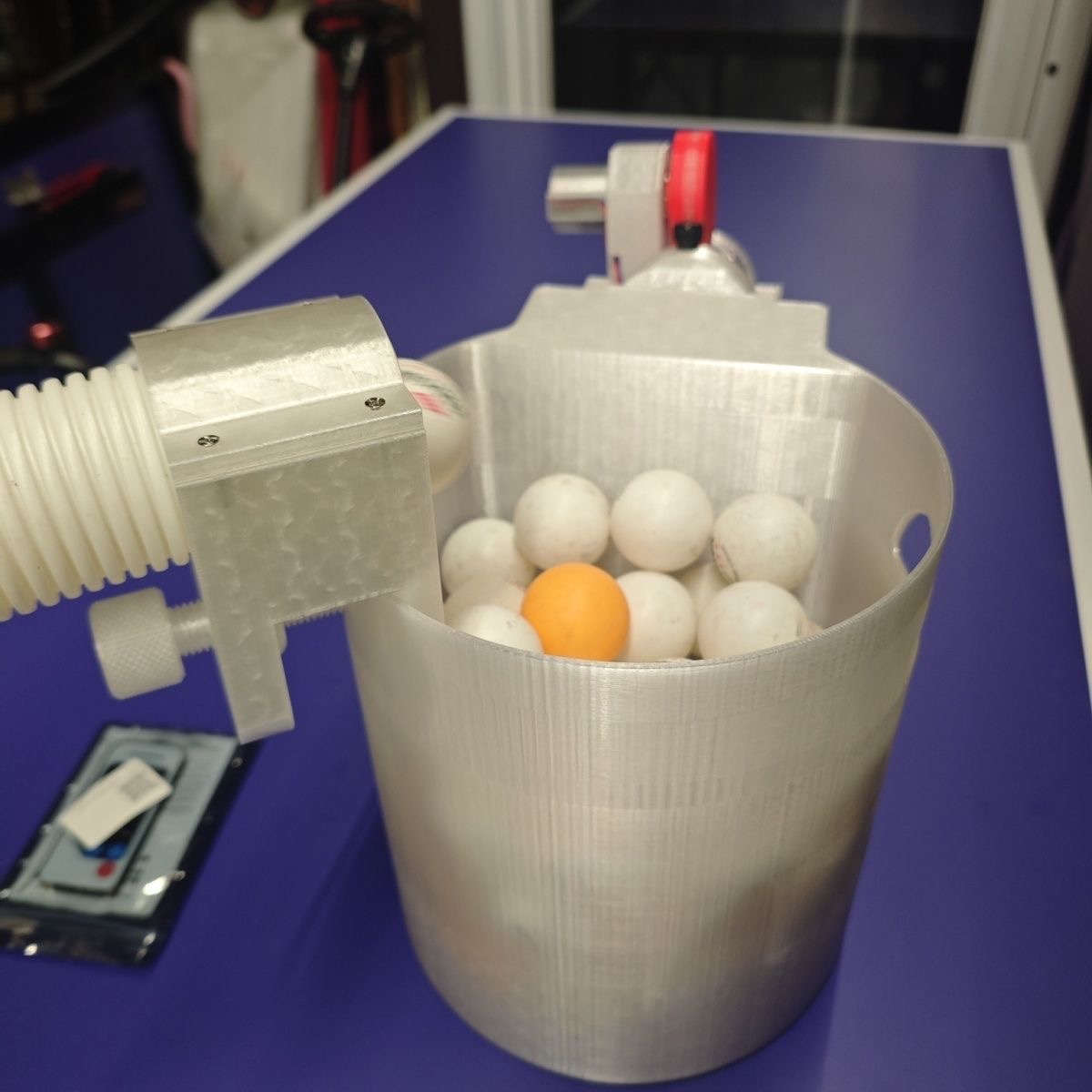 Table Tennis Gun - Автоматическая машина для подачи мячей для